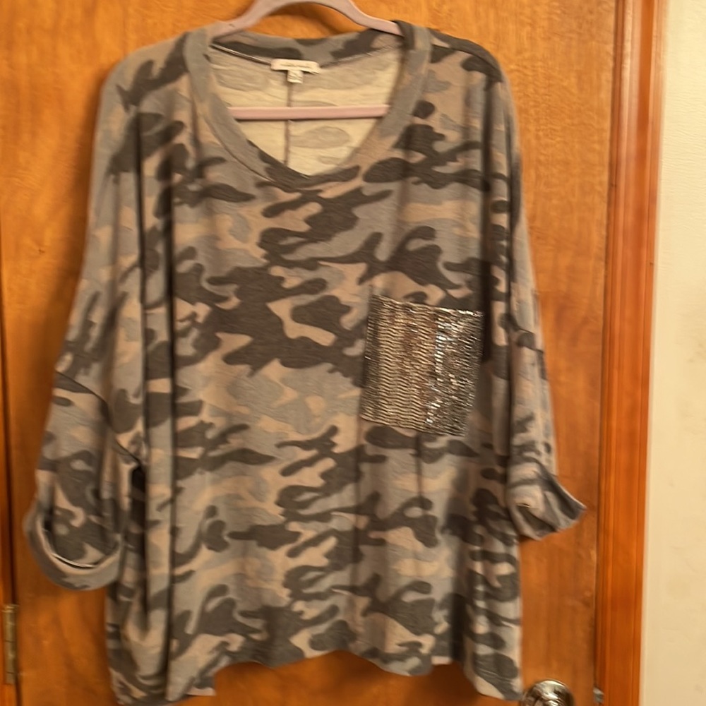 NWOT - Top (B-7)